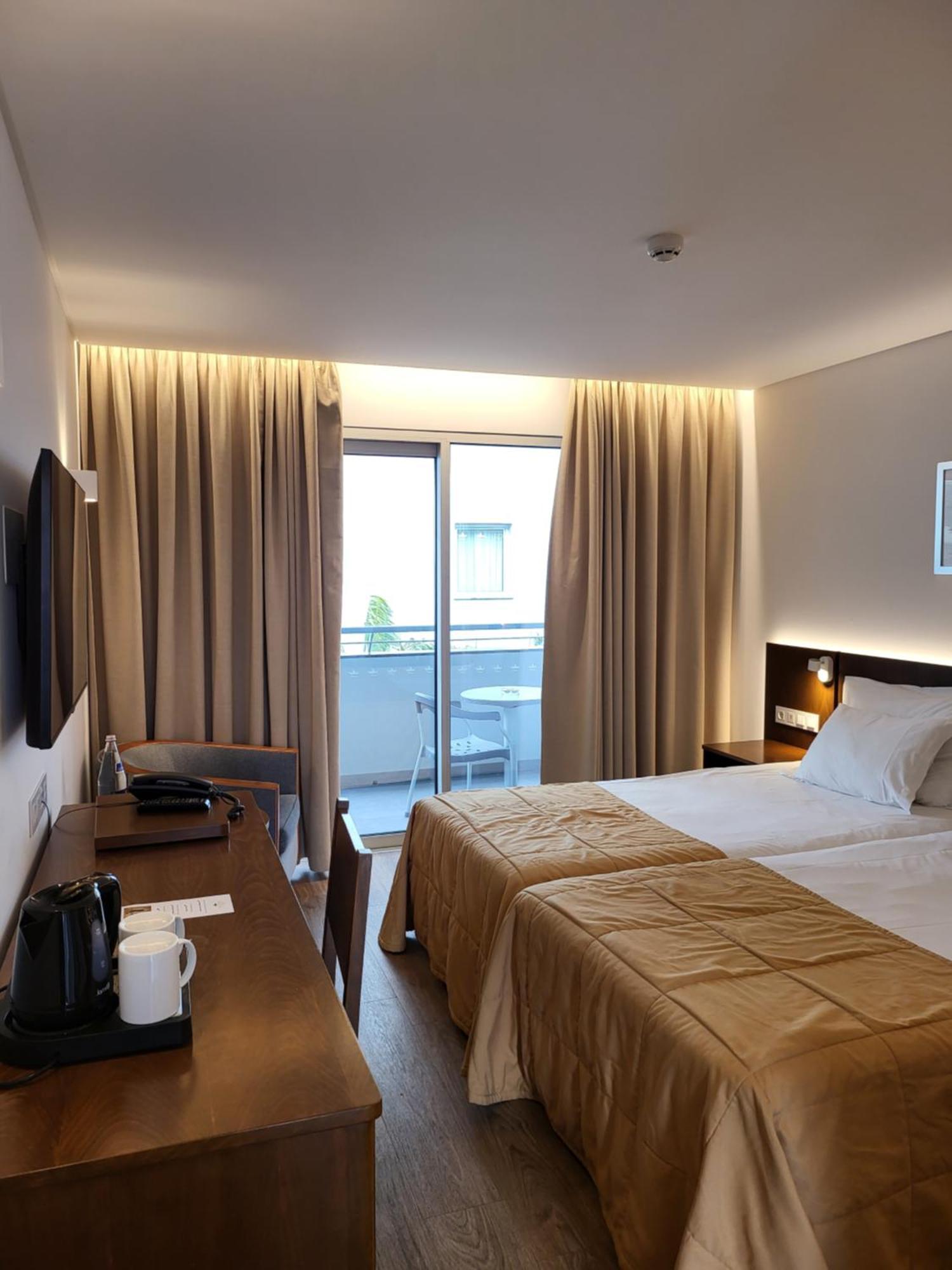 Hotel Roca Mar Caniço Eksteriør billede